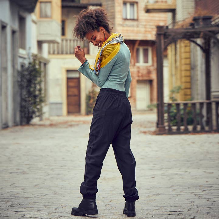 Bohemian Style Pocket Detail Casual Black Harem Pants