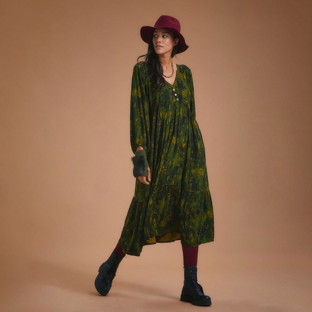Loose Fit Tiered Long Puff Sleeve Dress