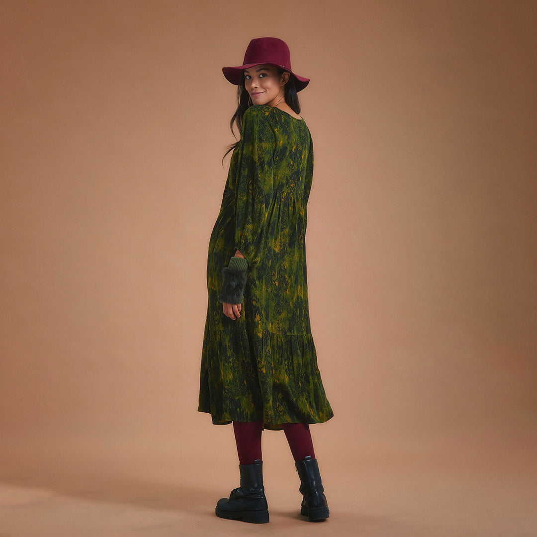 Loose Fit Tiered Long Puff Sleeve Dress