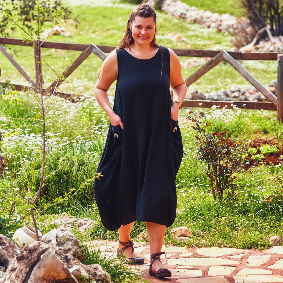 Sleeveless Buttoned Side Pockets Wholesale Plus Size Black Dress