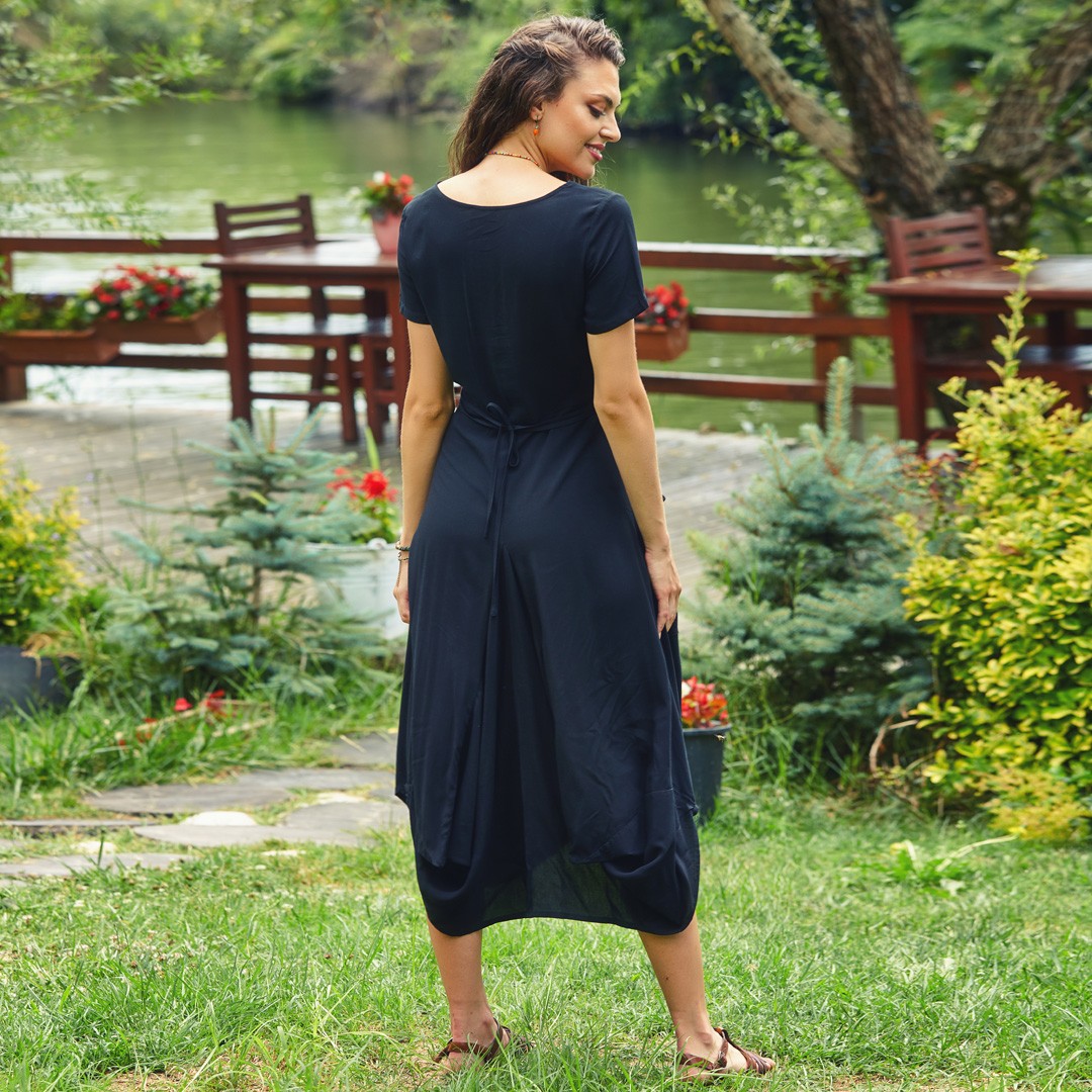 Half Sleeve Round Neck Black Long Bohemian Maternity Dress