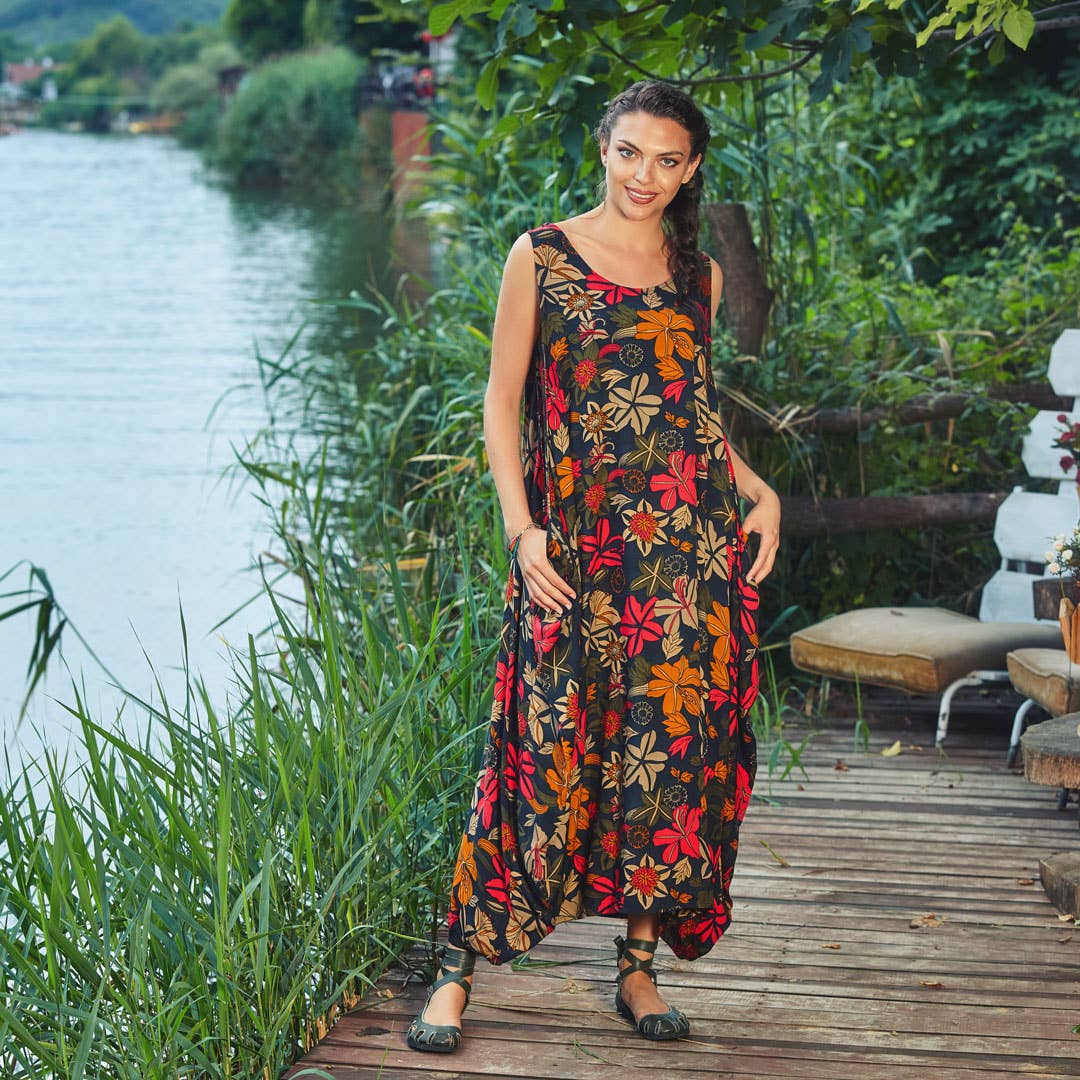 Floral Print Scoop Neck Loose Fit Black Maxi Dress