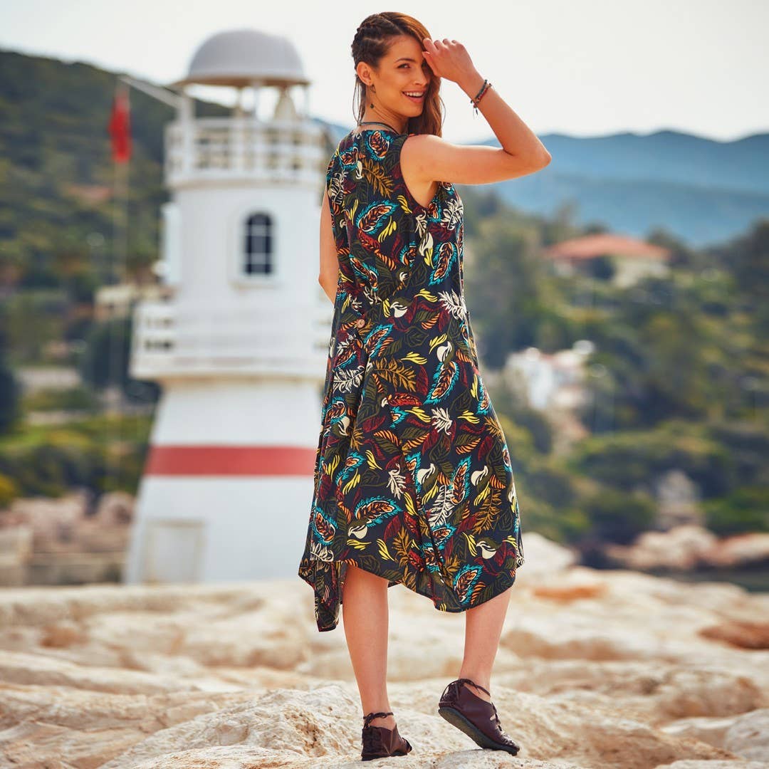 Amazon Print Binding Detail Sleeveless Black Dress