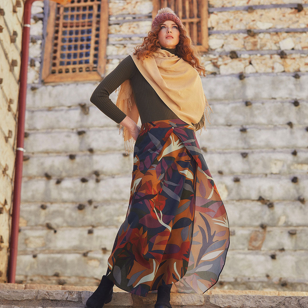 Easy Pull On Elastic Waist Printed Long Slit Skirt