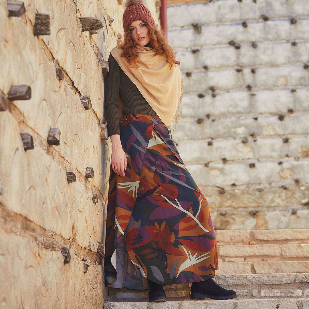 Easy Pull On Elastic Waist Printed Long Slit Skirt